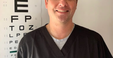 Dr. Gustavo Núñez Camus - Oftalmólogo